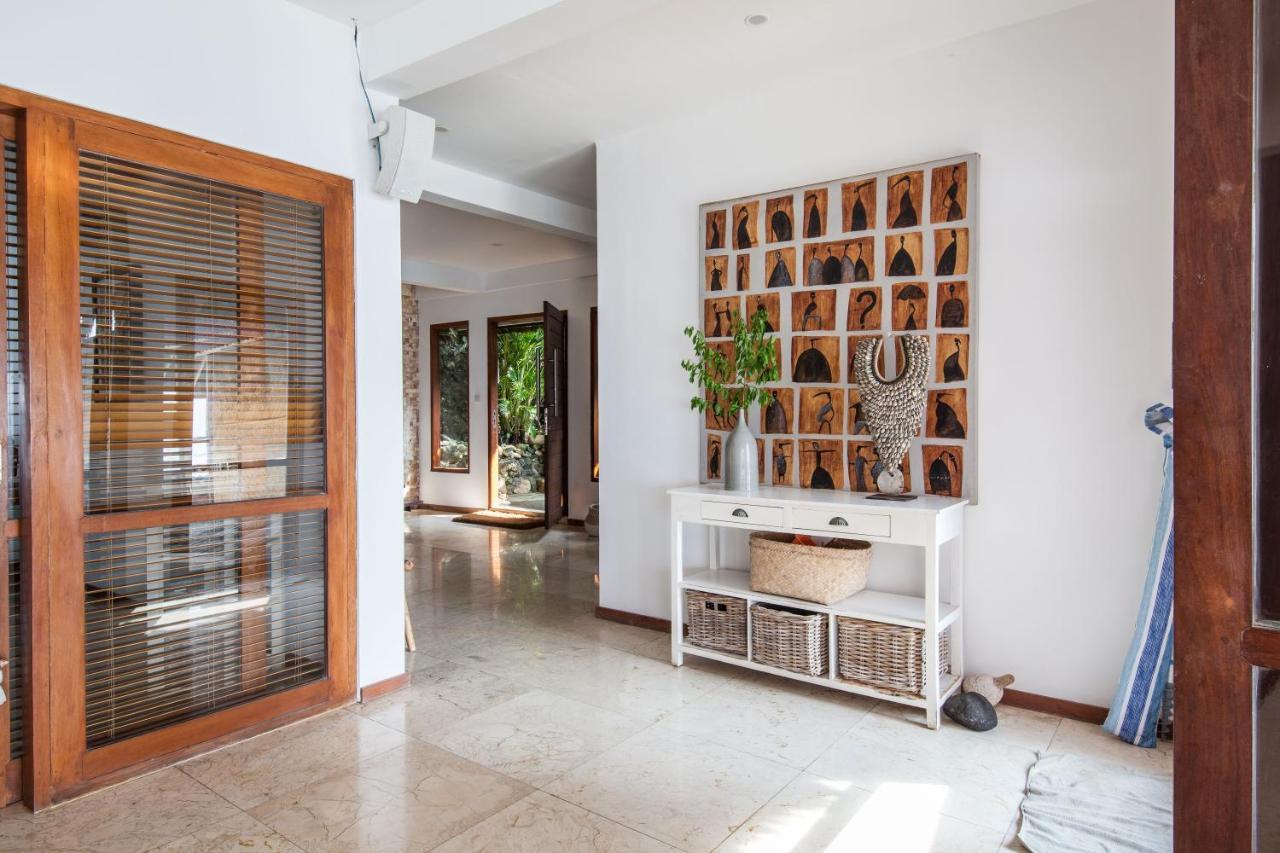 Villa Gmb Beach House أُلُواتو المظهر الخارجي الصورة